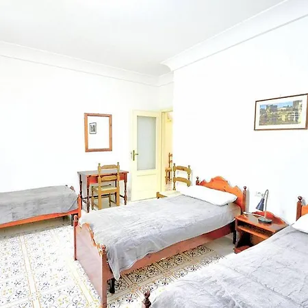 Sleeps 5 Pool Air Con * Ravello