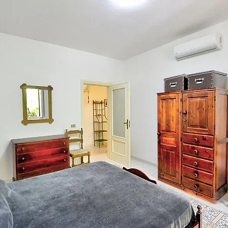 Sleeps 5 Pool Air Con Ravello